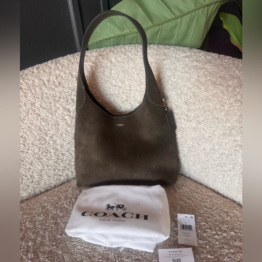 Coach Brooklyn 28 in Olive Suede 🫒